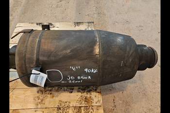salg af John Deere 8400R  Exhaust system catalyst