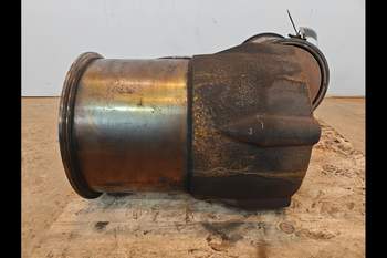 salg af John Deere 8400R  Exhaust system catalyst