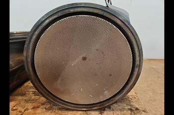 salg af John Deere 8400R  Exhaust system catalyst