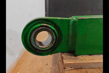 salg af John Deere 8400R LEFT Liftarm