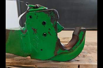 salg af John Deere 8400R LEFT Liftarm