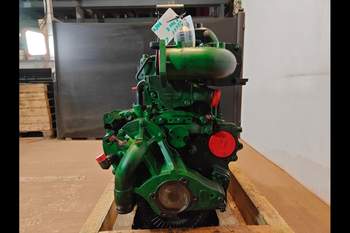 salg af John Deere 8400R  Engine