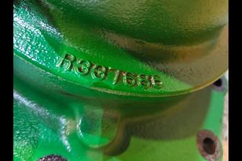 salg af John Deere 8400R  PTO