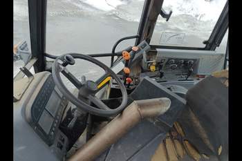 salg af Ford 8240 traktor