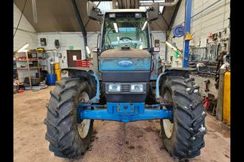 salg af Ford 8240 traktor