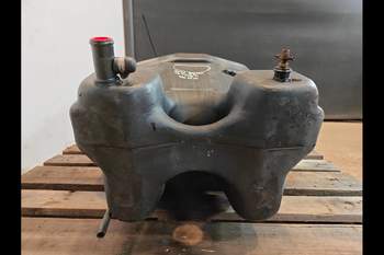 salg af Dieseltank Ford 8240