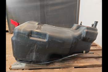 salg af Dieseltank Ford 8240