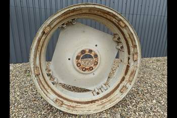 salg af Fælg Ford 8240 Bag Højre