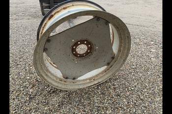 salg af Fælg Ford 8240 Bag Højre