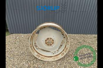 Fælg Ford 8240 Bag Højre