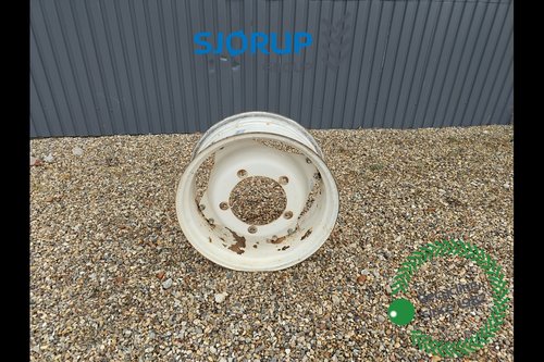 salg af Fælg Ford 8240 For Højre