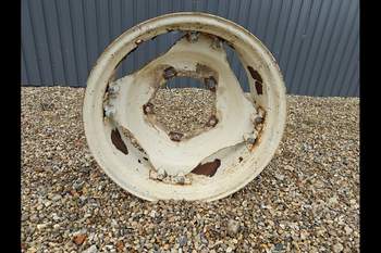 salg af Fælg Ford 8240 For Venstre