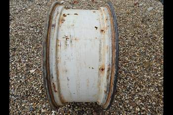 salg af Fælg Ford 8240 For Venstre