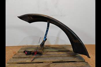 salg af Forskærm Ford 8240 Venstre