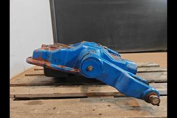 salg af Lift Ford 8240