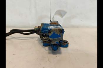 salg af Liftventil Ford 8240