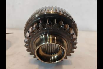 salg af PTO Ford 8240 Del