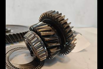 salg af PTO Ford 8240 Deæ