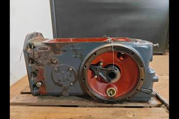 salg af Bagtøj New Holland TS100