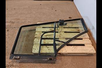 salg af Dør New Holland TS100 Venstre