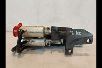 salg af Fjernudtagsventil New Holland TS100