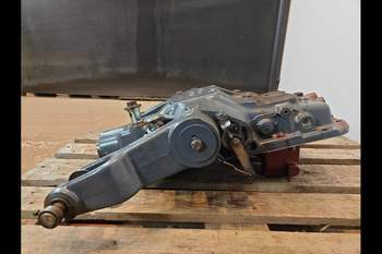 salg af Lift New Holland TS100