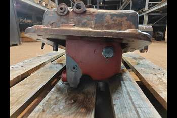 salg af Lift New Holland TS100