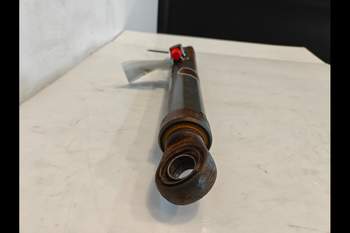 salg af Liftcylinder New Holland TS100