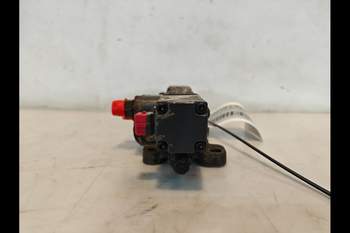 salg af Liftventil New Holland TS100