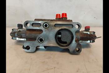 salg af Liftventil New Holland TS100