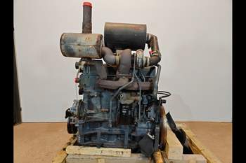 salg af Motor New Holland TS100