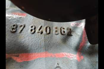 salg af Motor New Holland TS100