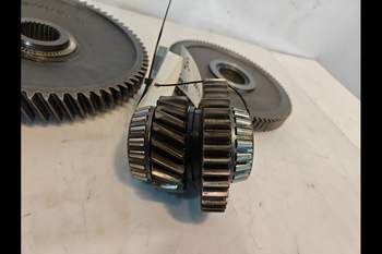 salg af PTO New Holland TS100 Del