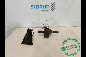 PTO New Holland TS100 Deæ PTO New Holland TS100 Deæ