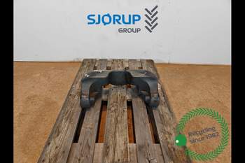 Affjedringskonsol Massey Ferguson 6718S Affjedringskonsol Massey Ferguson 6718S