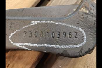 salg af Affjedringskonsol Massey Ferguson 6718S