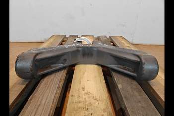 salg af Affjedringskonsol Massey Ferguson 6718S