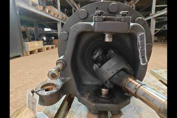 salg af Slutdrev Massey Ferguson 6718S Højre