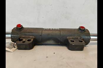 salg af Styrecylinder Massey Ferguson 6718S
