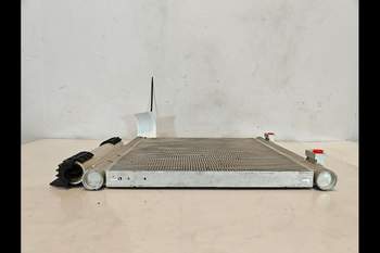 salg af Kondensor Massey Ferguson 6718S