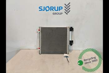 Kondensor Massey Ferguson 6718S Kondensor Massey Ferguson 6718S