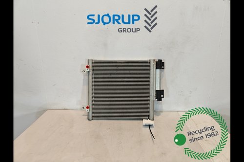 salg af Kondensor Massey Ferguson 6718S