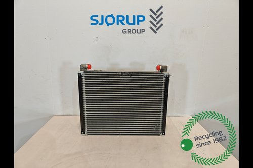 salg af Oliekøler Massey Ferguson 6718S Hydrauli