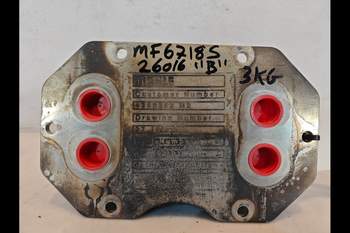 salg af Oliekøler Massey Ferguson 6718S Transmis