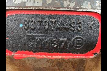 salg af Svinghjulshus Massey Ferguson 6718S