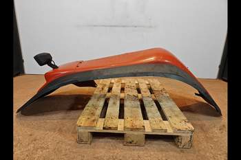 salg af Kotflügel Hinten  M135 RECHT