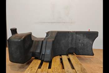 salg af Dieseltank New Holland M135