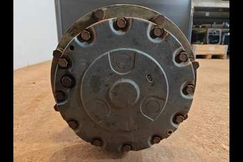 salg af Framaxlar M135