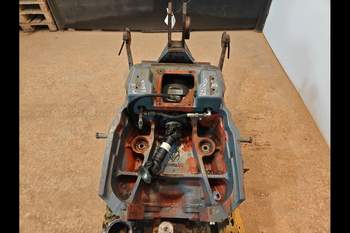 salg af Frontlyftar  M135 