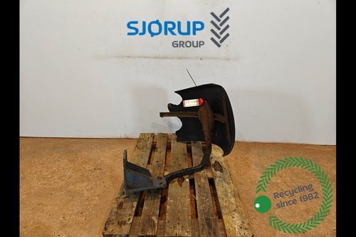 salg af Kotflügel Vorne M135 RECHT